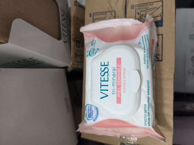 100 paquetes de toallitas desmaquillantes 