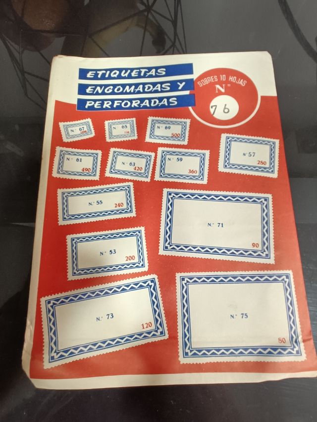 Etichette vintage Star gommate e perforate Nº76