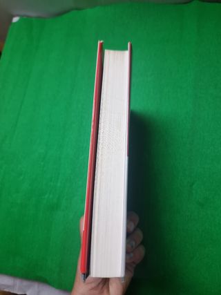 Pequeñas infamias (Spanish Edition)