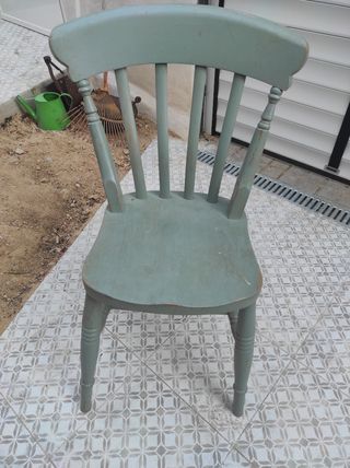 Silla madera gris-verde