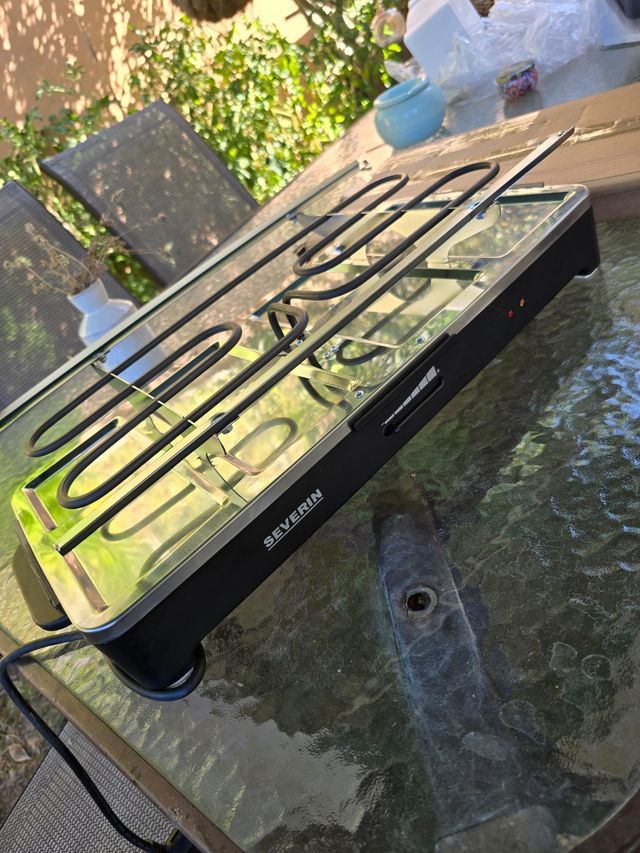 Piastra elettrica Severin in granito