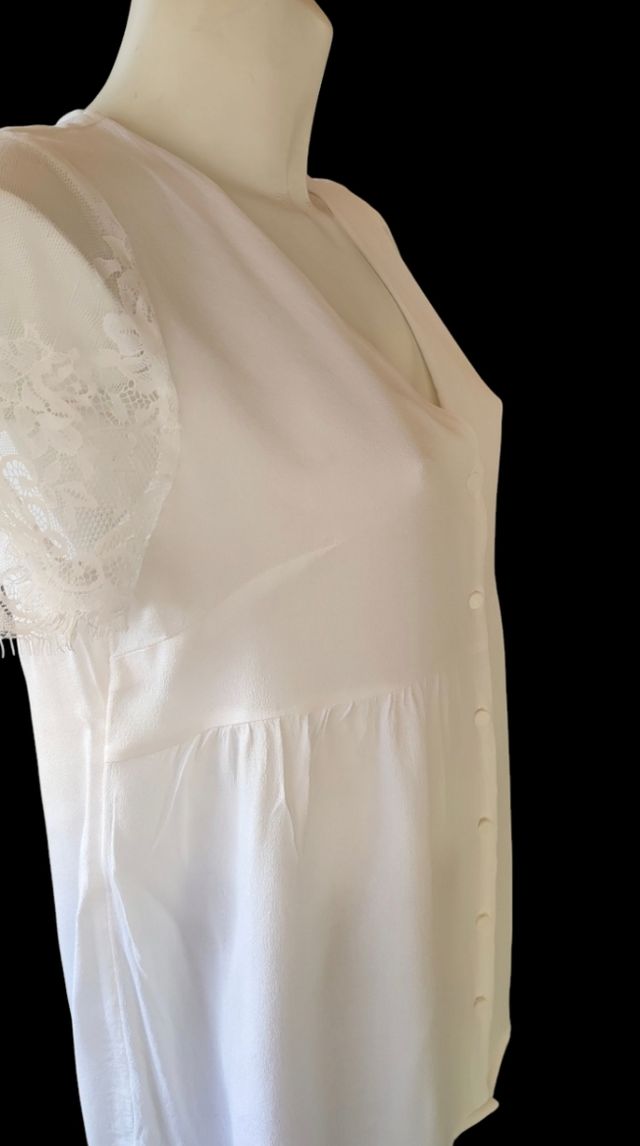Blusa blanca Kiabi c/mangas encaje