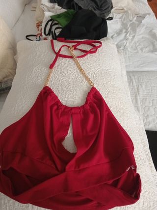 Top rojo halter