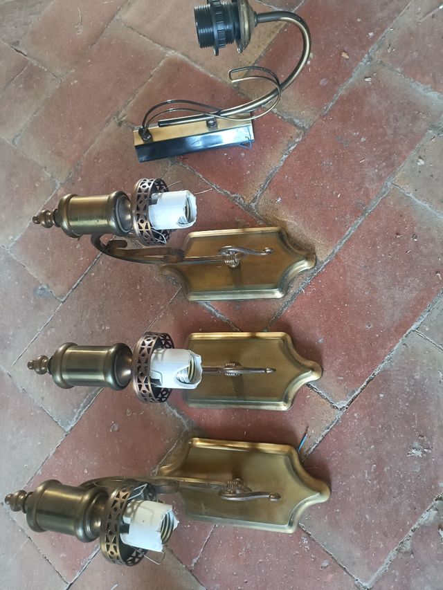 Apliques pared dorados metal - 4uds