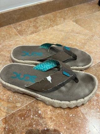 Chanclas DUDE marrón-teal usadas