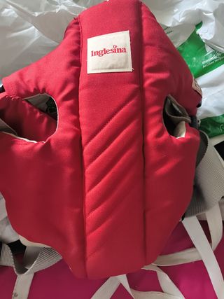 Mochila portabebés Inglesina roja
