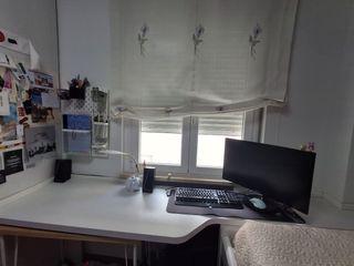 Cama nido, armario, colchones, precio a convenir.