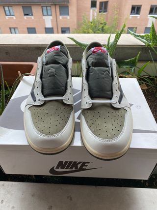 Nike Jordan 1 Low Travis Scott  52,5/18 americana