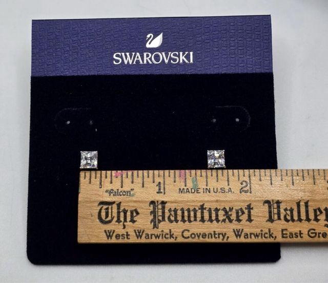 Orecchini Swarovski quadrati