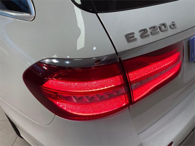 MERCEDES-BENZ Clase E 220 d Estate