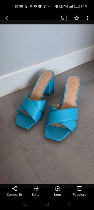 Sandalias tacón azul