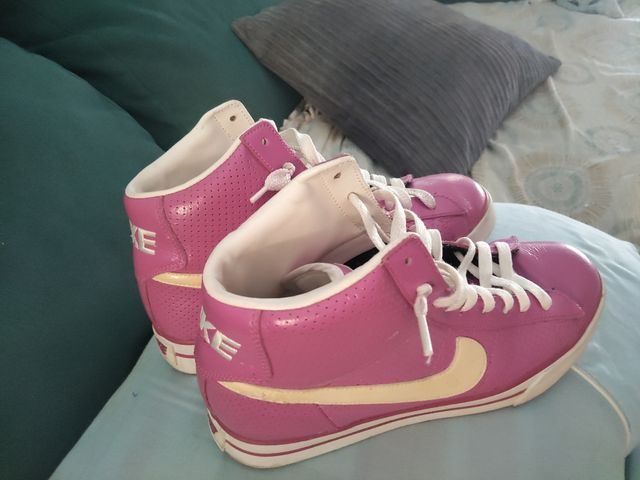 Zapatillas Nike altas rosa