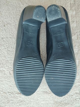 Zapatos tacón piel dabella 37