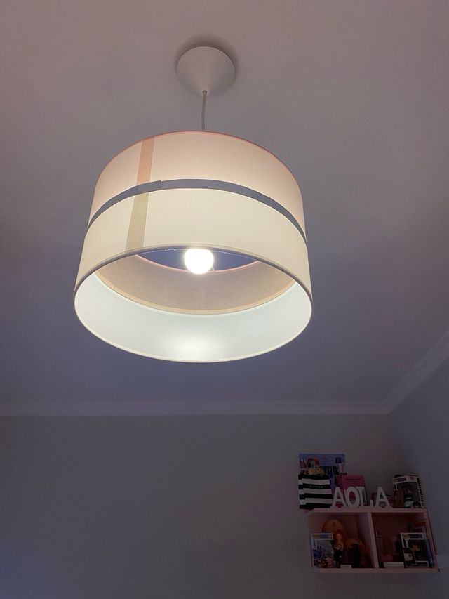 Lámpara infantil beige y rosa 35cm diámetro