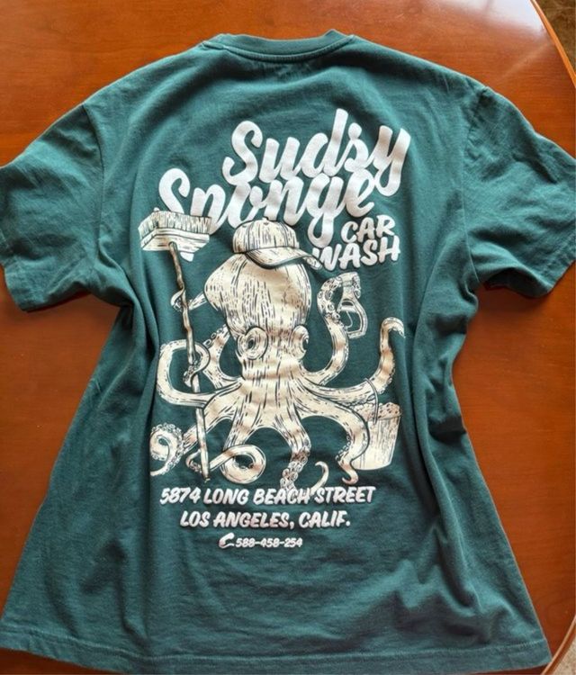 Camiseta Pull Bear XS - Sudsy Sponge