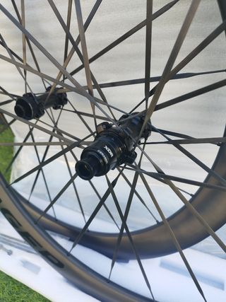 Ruedas carbono 50x30mm alta gama 1220g ceramic