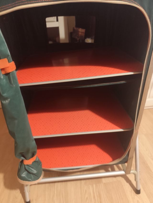 Armario camping Decathlon