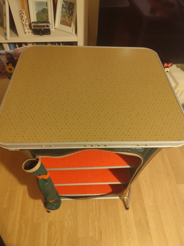 Armario camping Decathlon