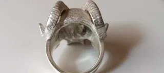 Anillo Calavera  con cuernos de carnero Plata 925