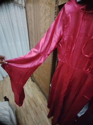 Abito medievale rosso