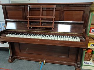 Piano antiguo Feurich en perfectas condiciones. 
