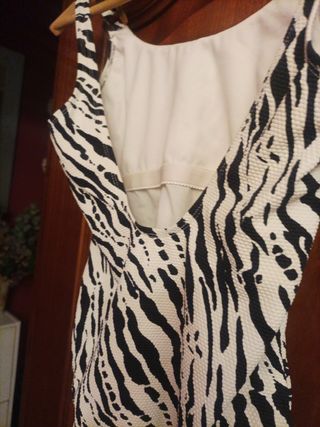 Bañador cebra blanco y negro