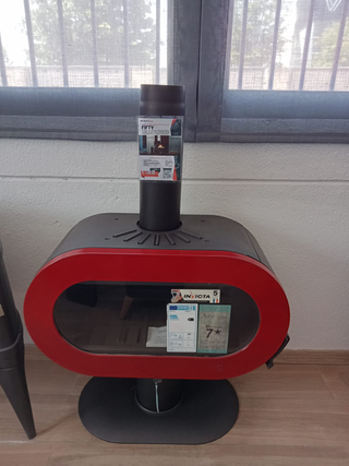 Estufas de Leña/Marca INVICTA