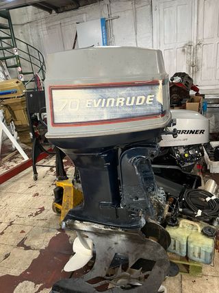 Motor fueraborda evinrude 70cv 2T