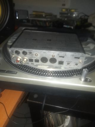 Interfaz de Audio Edirol UA-25 EX