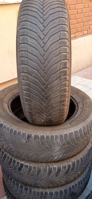 Neumáticos Michelin 225/60/17-99Y usados