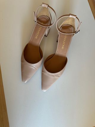 Zapatos La Touche beige tacón bajo