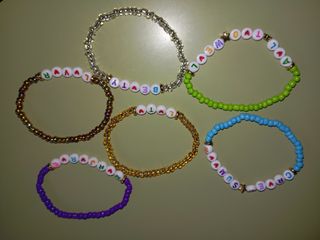 Pulseras abalorios - a mano