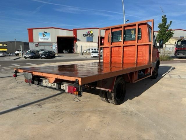 IVECO 35C13 - Camión 3500kg