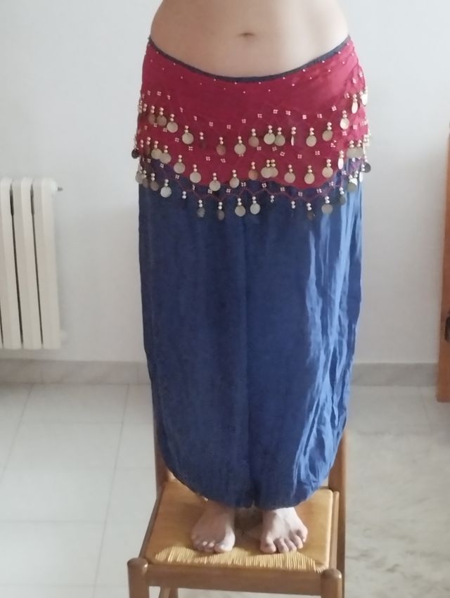 Bombacho azul y 2 pañuelos de monedas