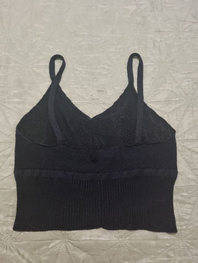 Top negro crochet