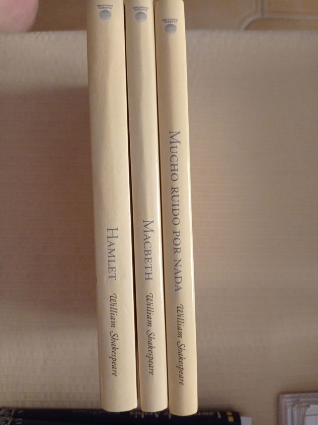 Lote 3 libros de William Shakespeare en tapa dura