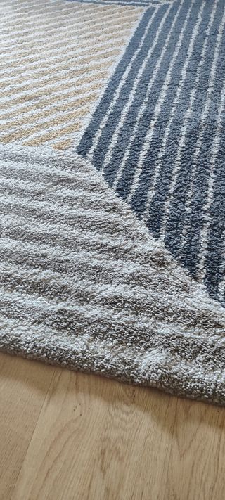 Alfombra moderna 2x2m