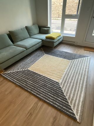 Alfombra moderna 2x2m