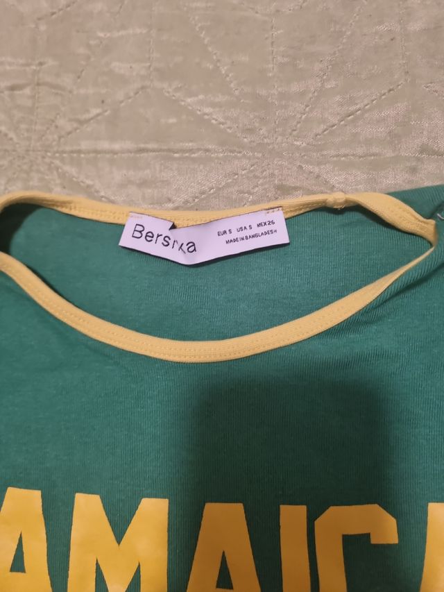 Camiseta Jamaica Bershka - Verde