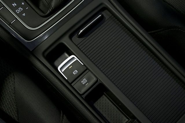 Volkswagen Golf   Advance 1.5 TSI EVO 110kW DSG Variant 