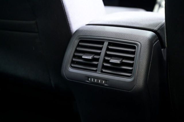 Volkswagen Golf   Advance 1.5 TSI EVO 110kW DSG Variant 