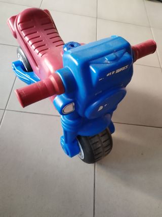 Moto correpasillos molto