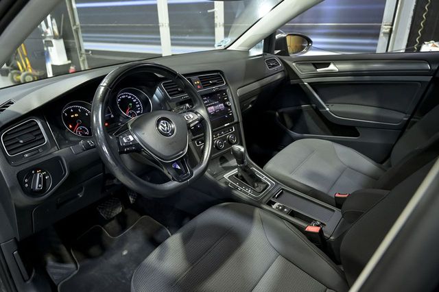 Volkswagen Golf   Advance 1.5 TSI EVO 110kW DSG Variant 