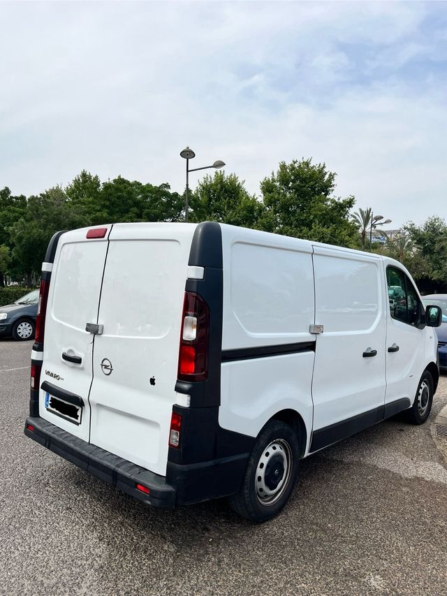 Portes +34 603 33 43 30