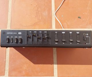 Amstrad IC 2000 MKII: Amplificador