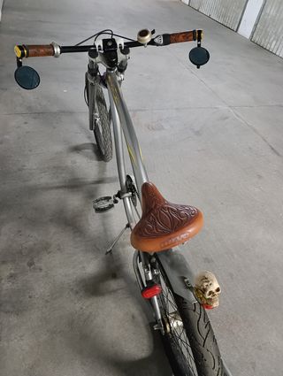 Bicicleta Chopper americana nirve
