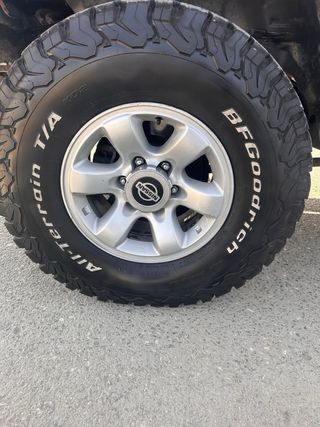Nissan Patrol y61  1999