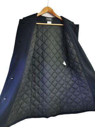 Abrigo Chanel negro talla S + Pin