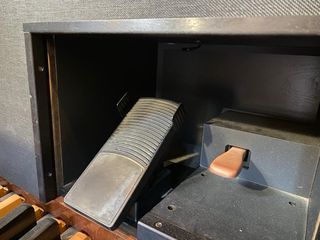 Órgano electrónico Roland AT-900