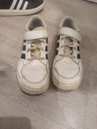Zapatillas Adidas niño velcro núm.34